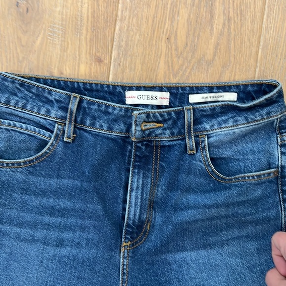 Guess Slim Straight High Rise 28 NWOT - Picture 3 of 9